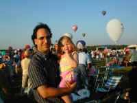 more balloons.jpg (62277 bytes)