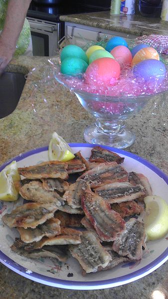 File:Plate o smelts.jpg